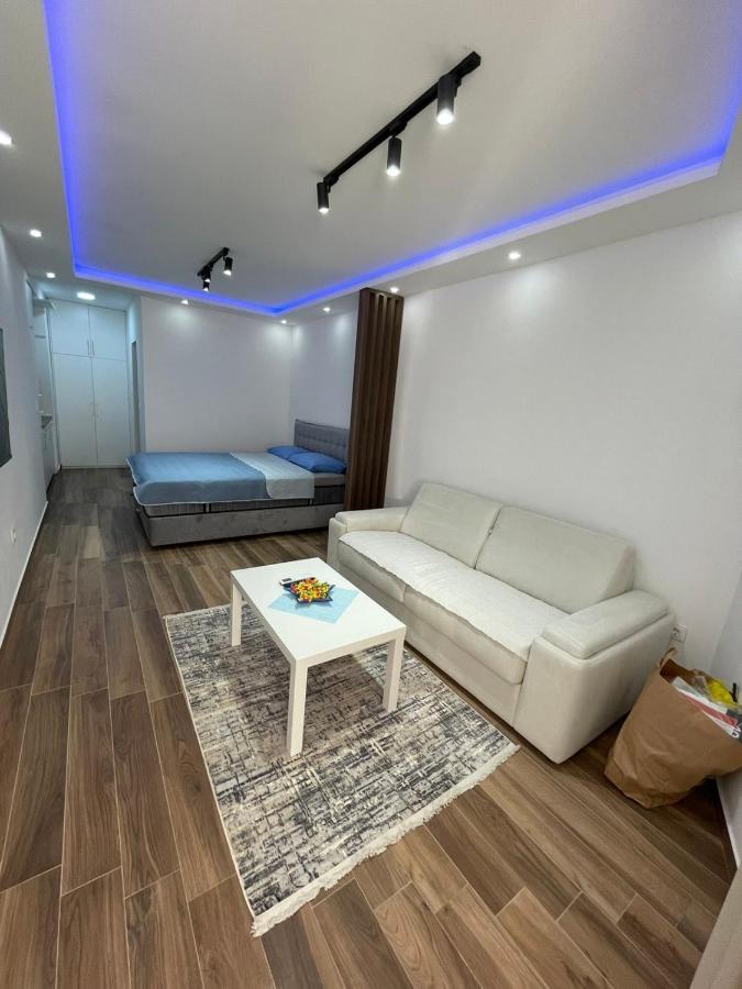 Charm Apartment Petrovac Екстериор снимка