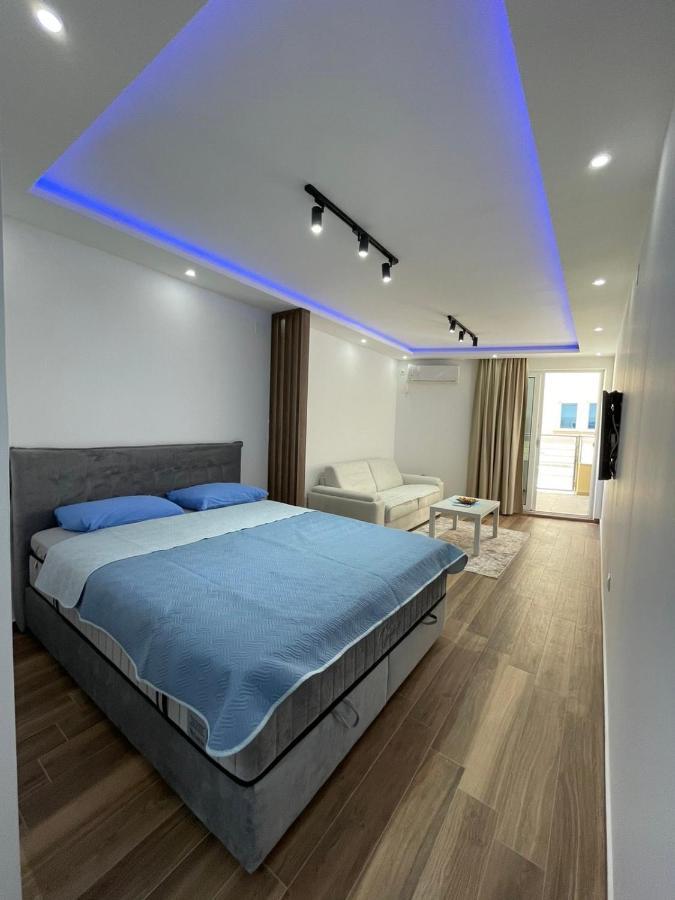 Charm Apartment Petrovac Екстериор снимка