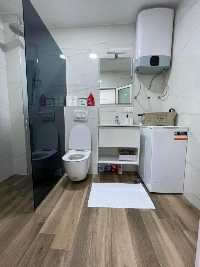 Charm Apartment Petrovac Екстериор снимка