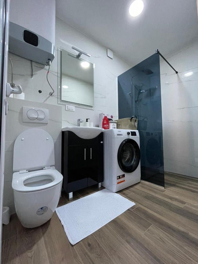 Charm Apartment Petrovac Екстериор снимка