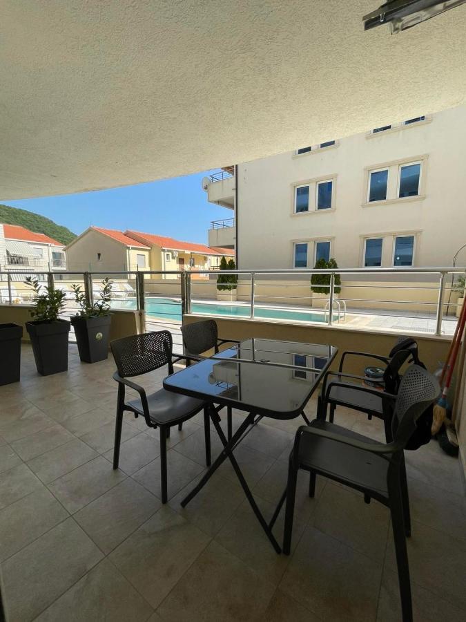 Charm Apartment Petrovac Екстериор снимка